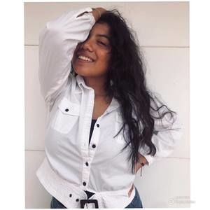 Meet your Posher, Ariana